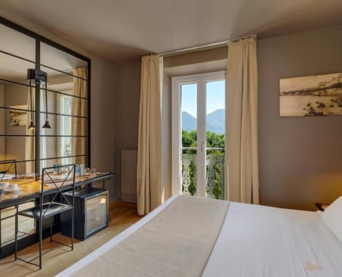 Hotel, Lake Maggiore