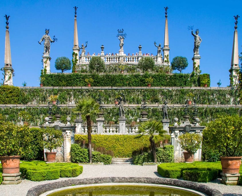 lake-maggiore-isola-bella-borromean-island-italy
