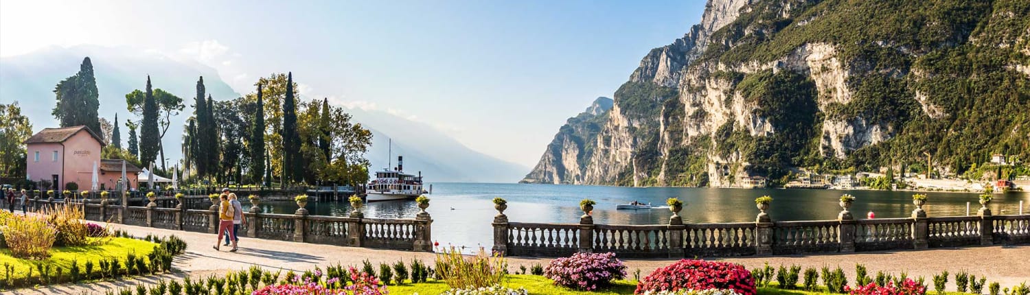 riva-del-grada-lake-garda-view riva-del-grada-lake-garda-view